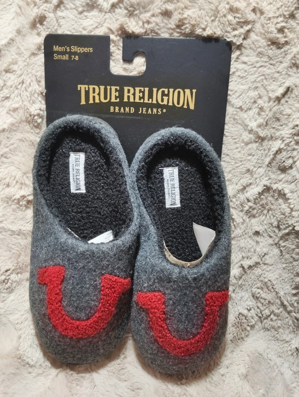 NWT!! True Religion Men’s Gray Slip-On Slippers with Red Emblem. Size S 7-8